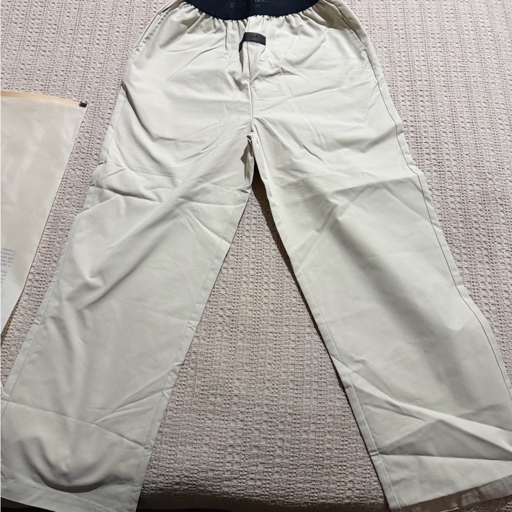 Essentials Kid's size 12 Cargo Pants in Cream